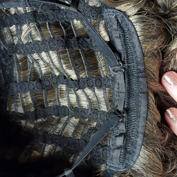 Spring curls Ombre black & brown wig. Bangs 15" curled 21" stretched syn… - Picture 8 of 16